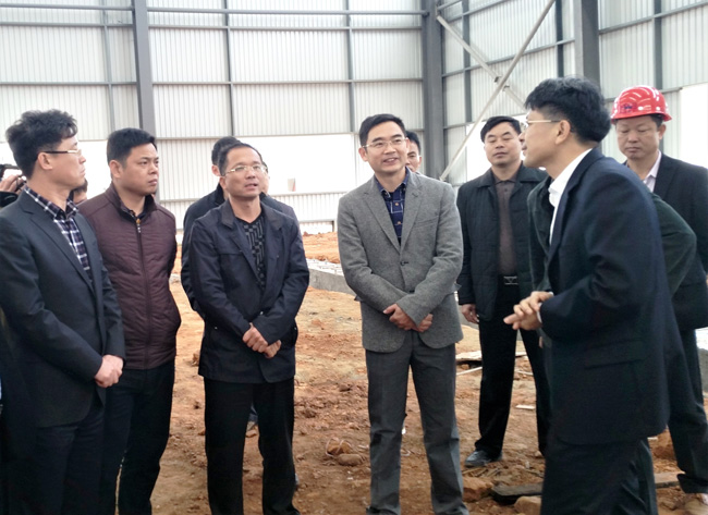 He weiliang visited to huayu group